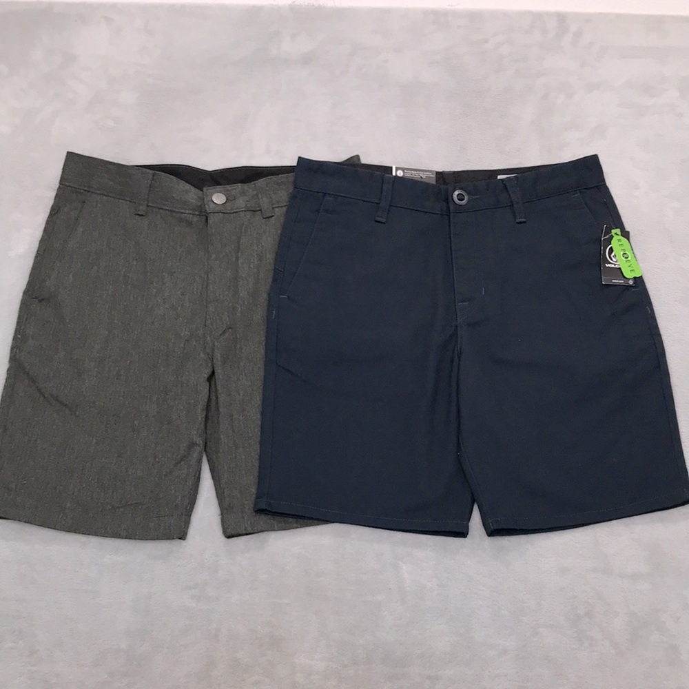 Volcom two Pairs of young Men's Size 18 Shorts  Blue & Gray New